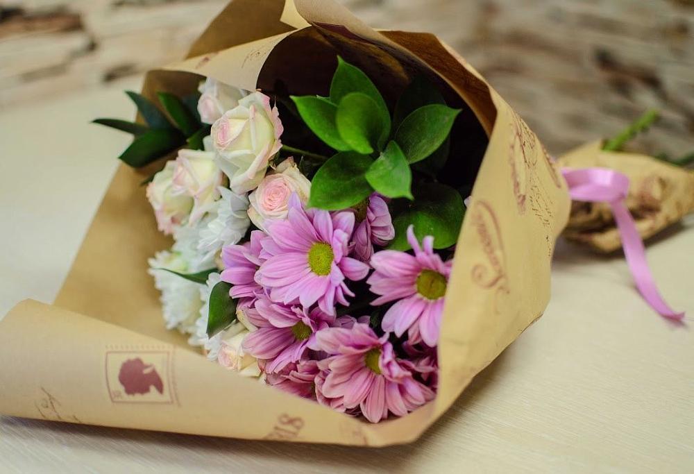 Букет цветов из: Розы и Хризантемы в Дальнереченске