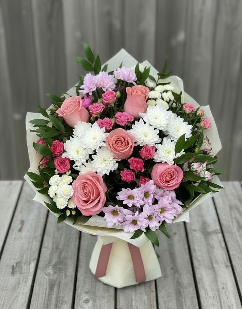Букет цветов из: Альстромерии, Гвоздики, Розы и Хризантемы в Дальнереченске