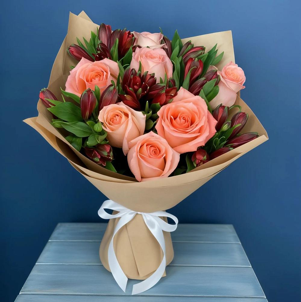 Букет цветов из: Розы и Альстромерии в Дальнереченске