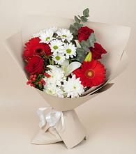 Букет цветов из:  Розы, Хризантемы, Герберы и Лилии в Дальнереченске