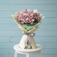 Букет цветов из:  Орхидеи и Розы в Дальнереченске