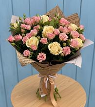 Букет цветов из:  Розы в Дальнереченске