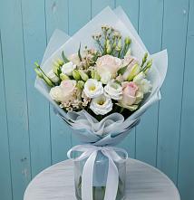 Букет цветов из:  Розы и Лизиантусы #REPLACE_PRED# Дальнереченске